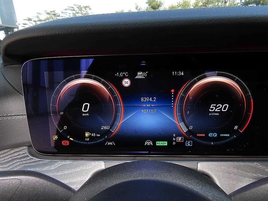 Mercedes Benz CLS Class - Vista 9