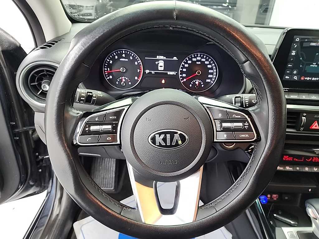 KIA K3 - Vista 9