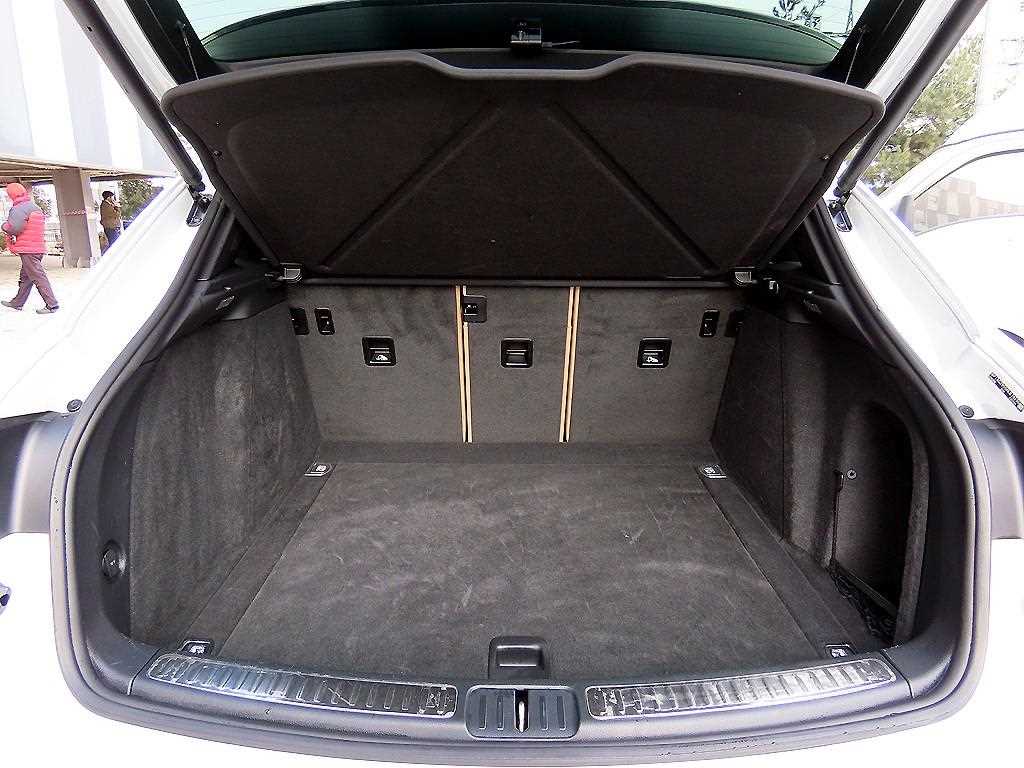 Porsche Macan 2022 Blanco - Importación desde Corea - HF Imports Iquique - Foto 17