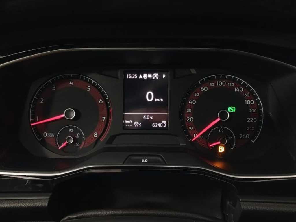 Volkswagen Jetta - Vista 10