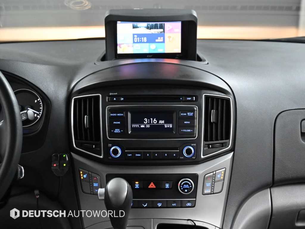 HYUNDAI Starex 2018 - Importación desde Corea - HF Imports Iquique - Foto 14