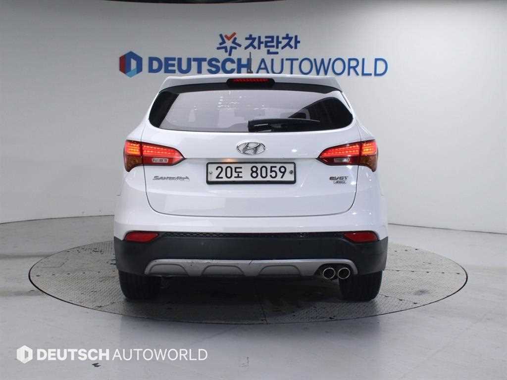 HYUNDAI Santa Fe - Vista 4