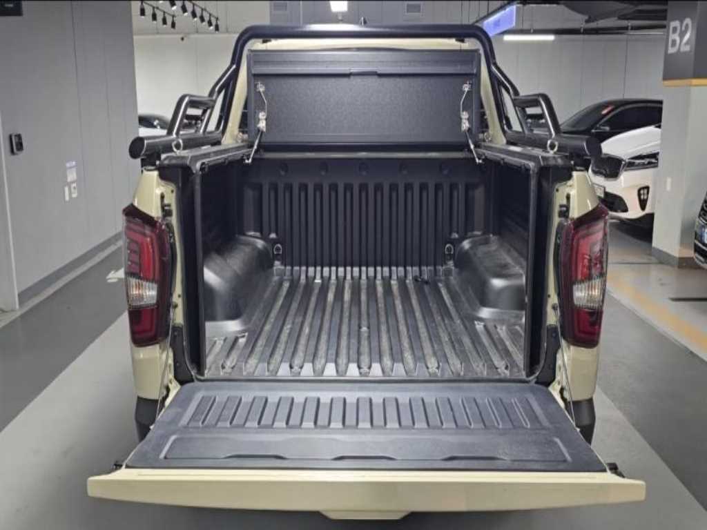 Ssangyong Rexton - Vista 5