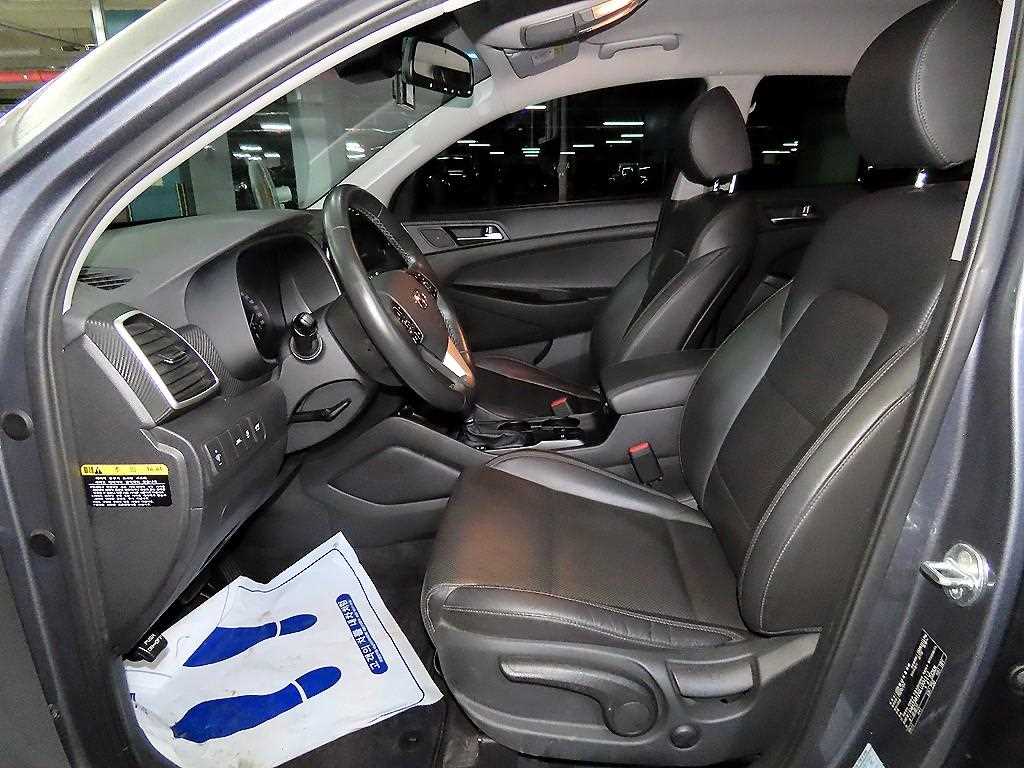 HYUNDAI Tucson - Vista 6