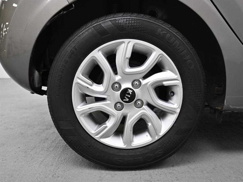 KIA Morning - Vista 5