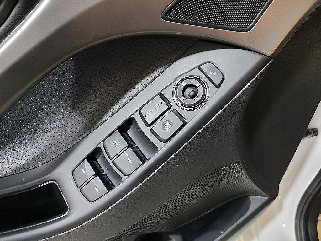 HYUNDAI Avante 2012 Blanco - Importación desde Corea - HF Imports Iquique - Foto 13