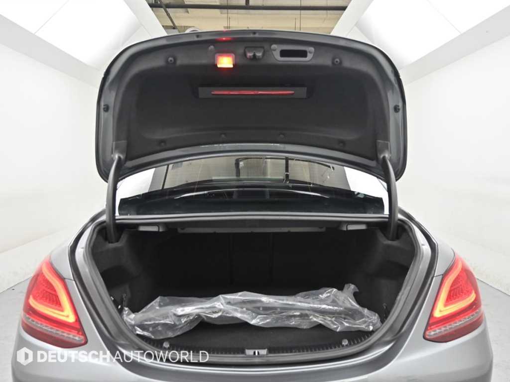 Mercedes Benz C Class 2019 Gris - Importación desde Corea - HF Imports Iquique - Foto 20