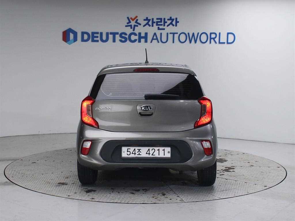 KIA Morning - Vista 4