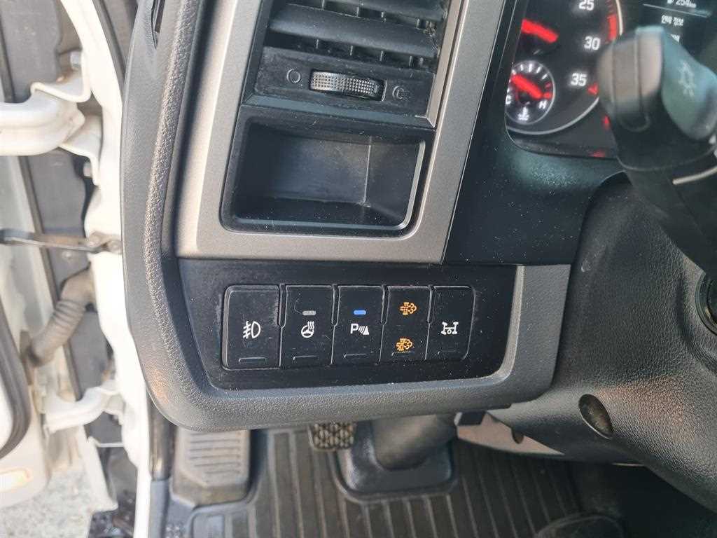 medium and large cargo Cargo 2023 Blanco - Importación desde Corea - HF Imports Iquique - Foto 13