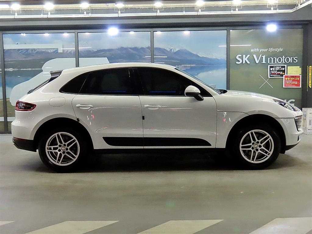 Porsche Macan - Vista 3