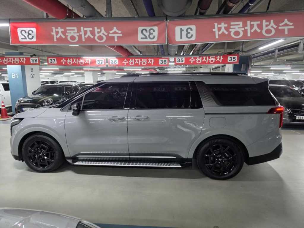 KIA Carnival - Vista 7