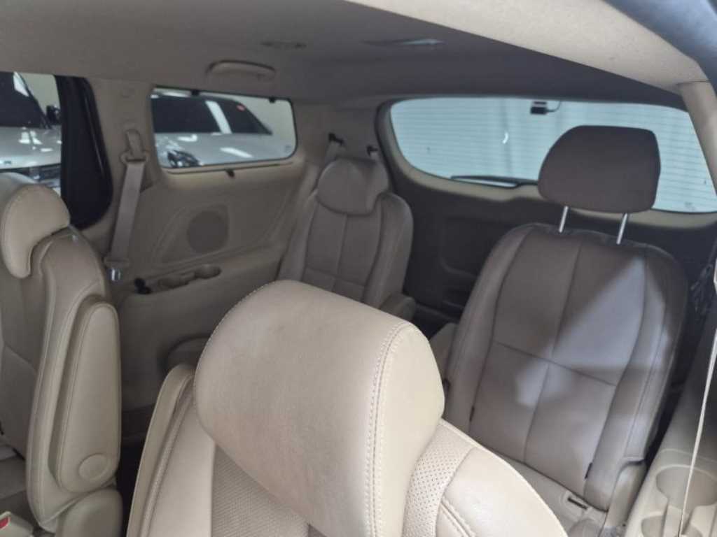 KIA Carnival 2019 - Importación desde Corea - HF Imports Iquique - Foto 18