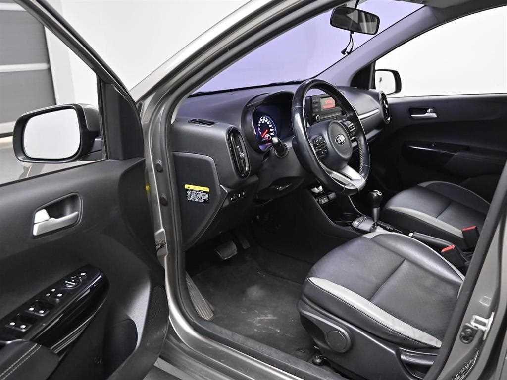 KIA Morning - Vista 11