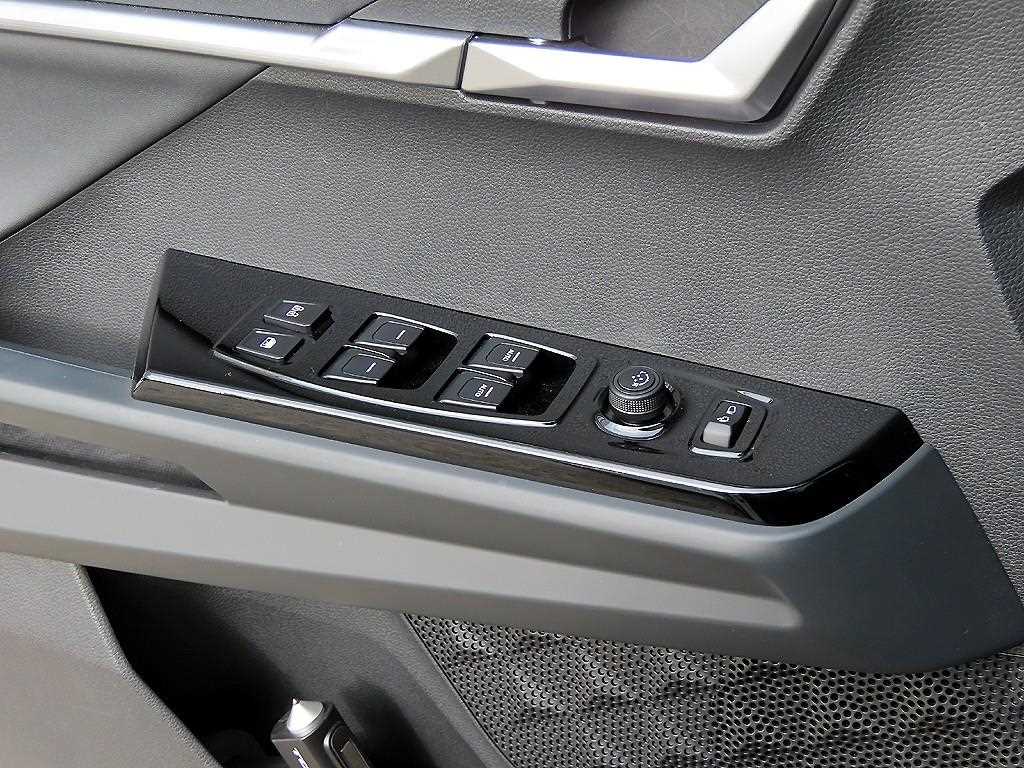 Ssangyong Torres - Vista 11