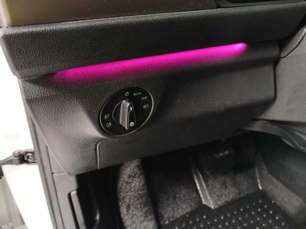 Volkswagen Jetta - Vista 12