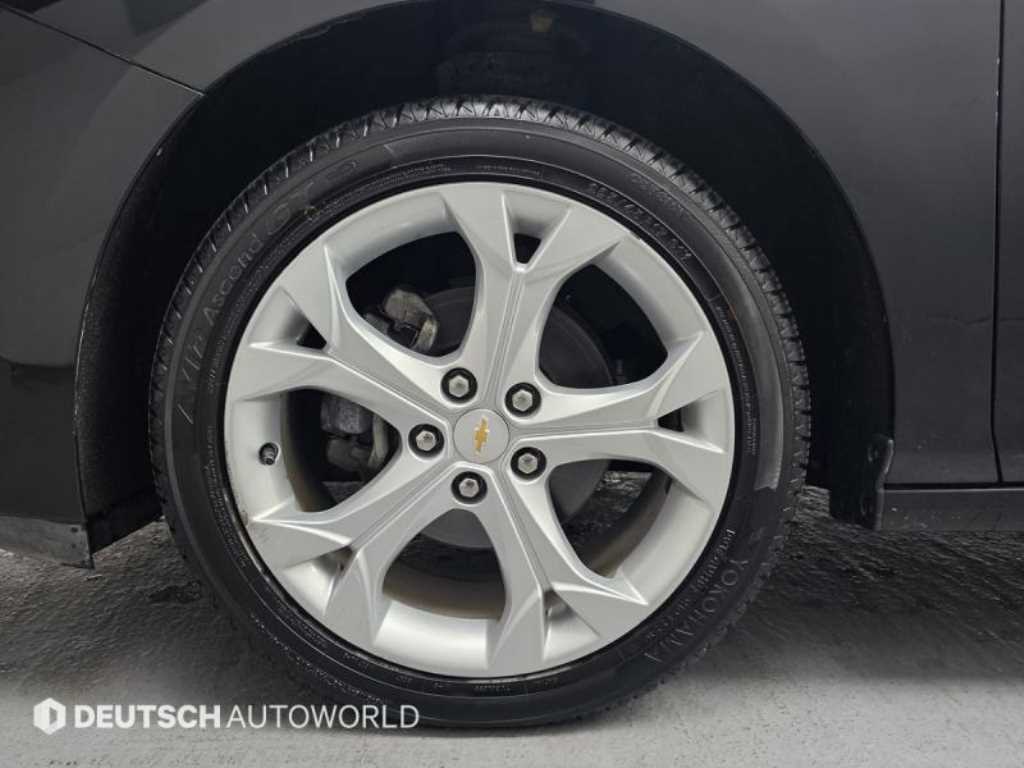 Chevrolet Cruise - Vista 5