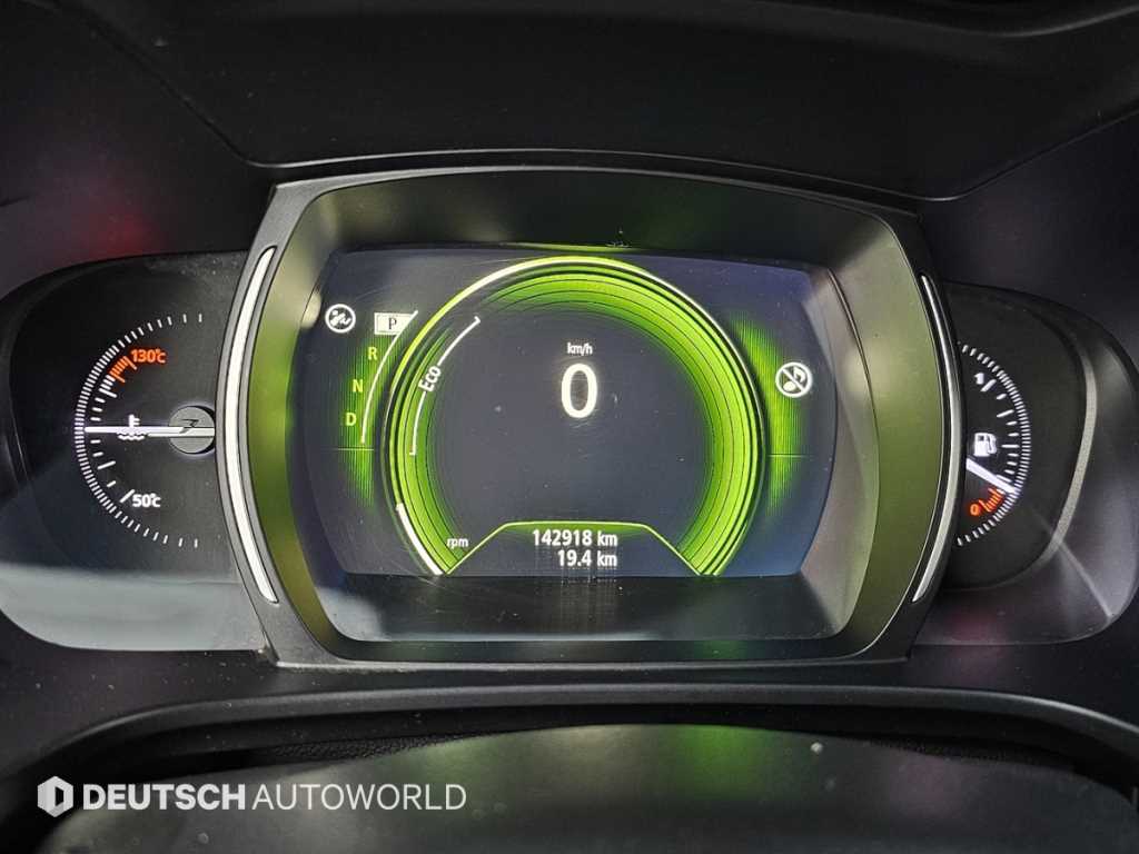 SAMSUNG QM6 - Vista 8