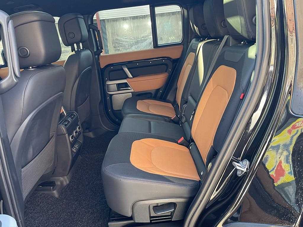 Land Rover Defender - Vista 6