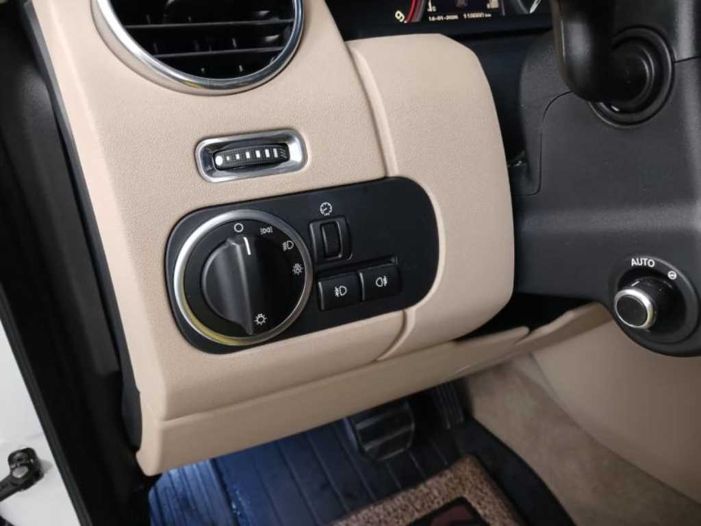 Land Rover Discovery - Vista 12