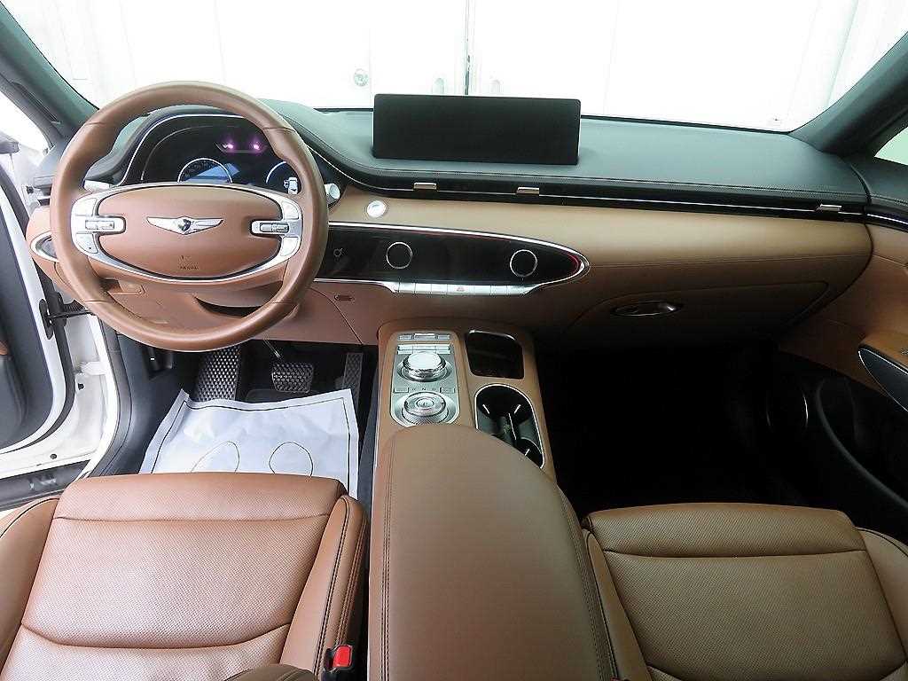 Genesis GV70 - Vista 9