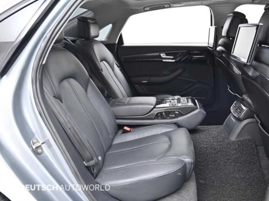 Audi A8 - Vista 12