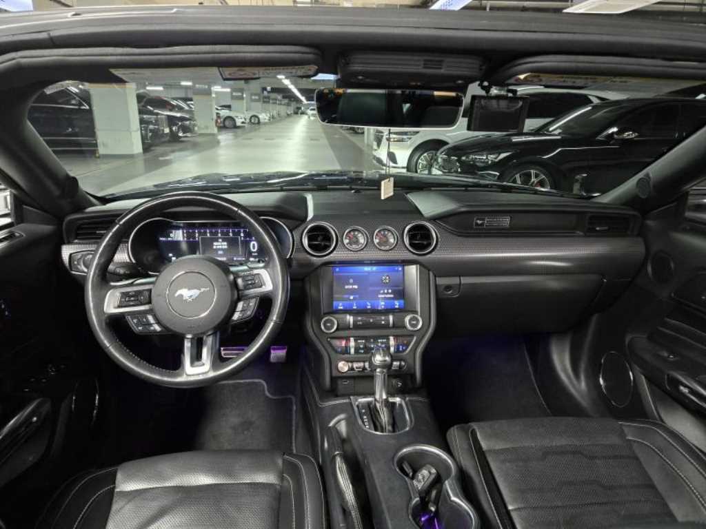 Ford Mustang - Vista 11