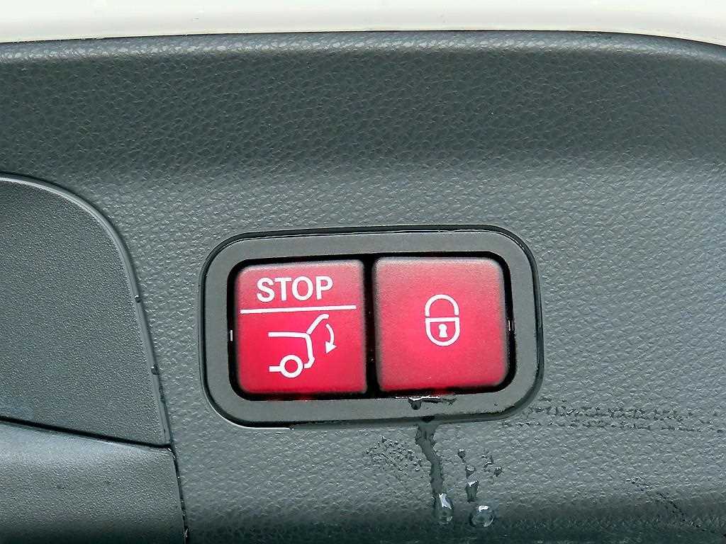 Mercedes Benz GLC Class 2018 Blanco - Importación desde Corea - HF Imports Iquique - Foto 16