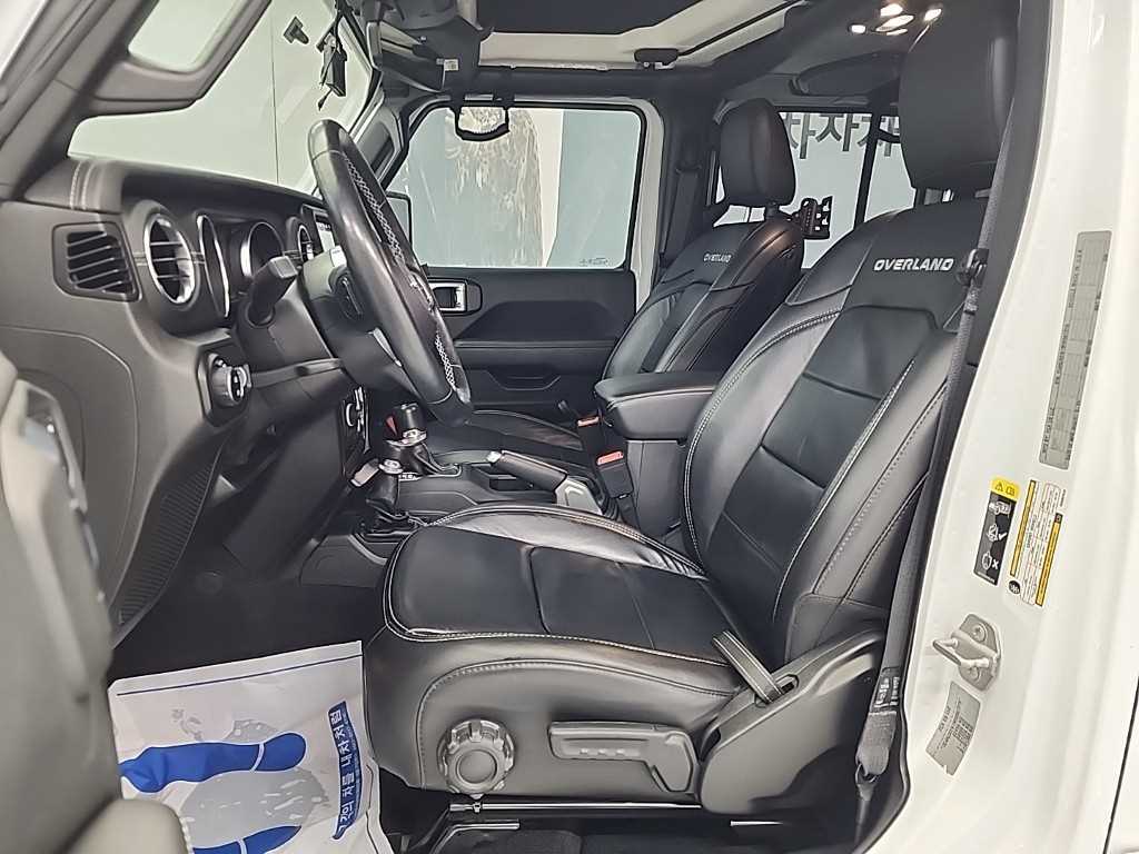 Jeep Wrangler - Vista 11