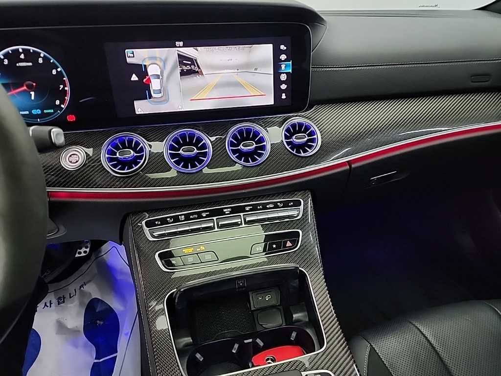 Mercedes Benz CLS Class - Vista 12