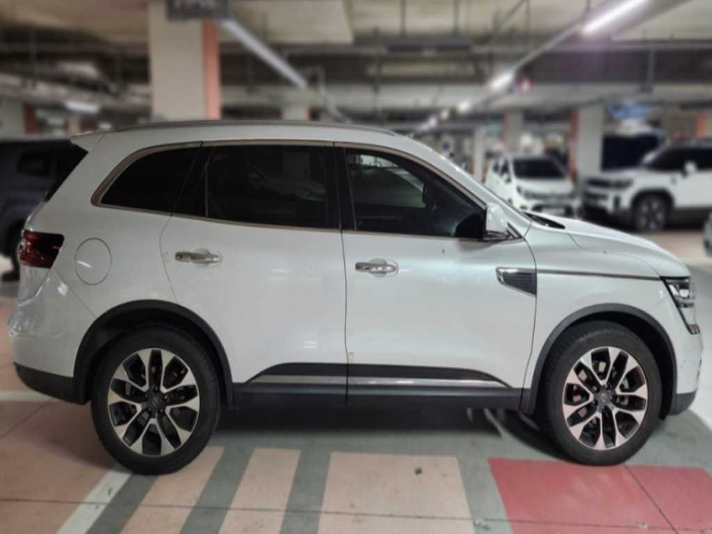 SAMSUNG QM6 - Vista 4