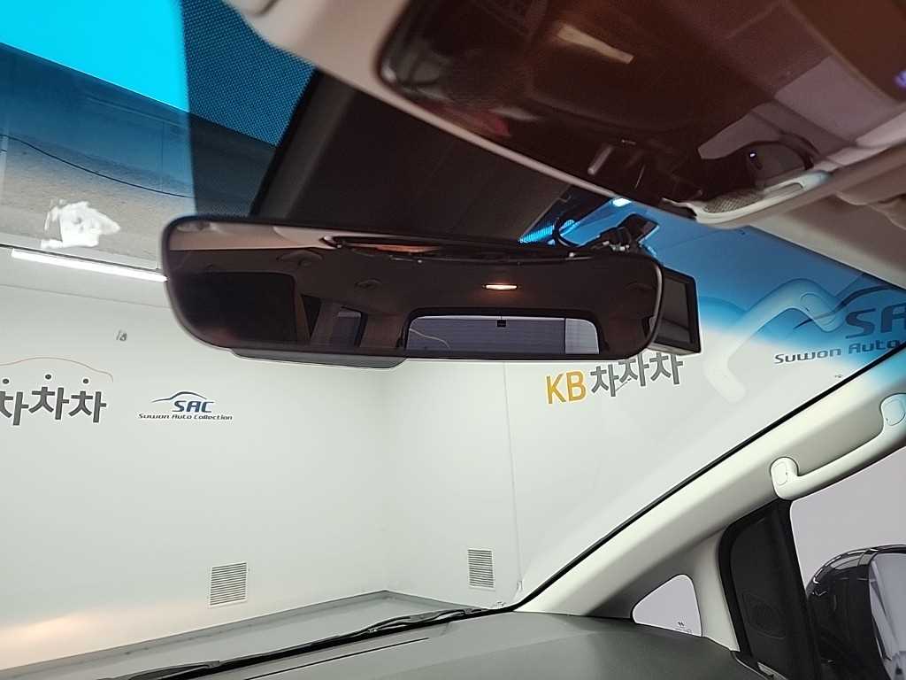 HYUNDAI Staria 2023 Gris - Importación desde Corea - HF Imports Iquique - Foto 16