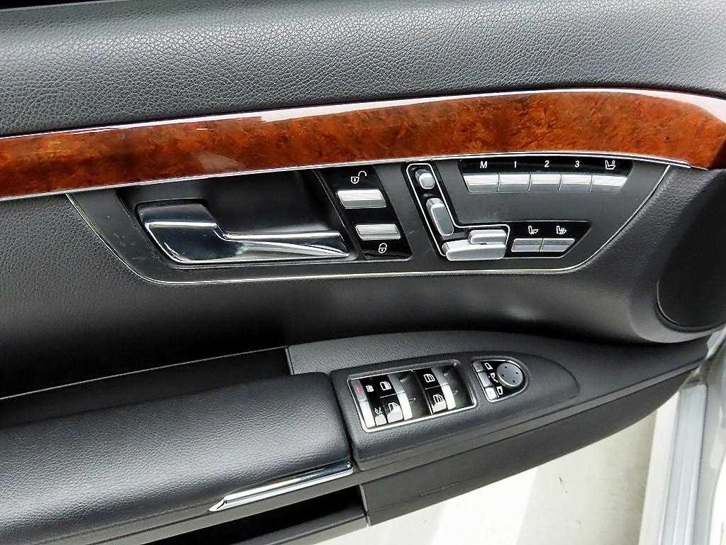 Mercedes Benz S Class - Vista 10