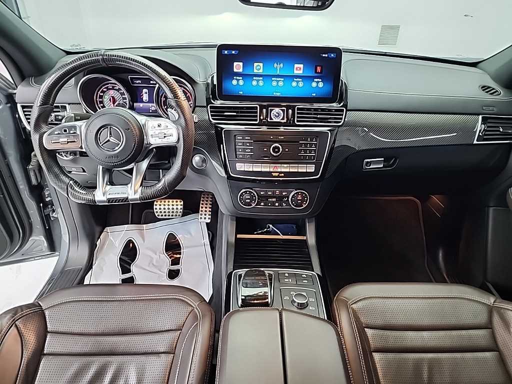 Mercedes Benz GLE Class - Vista 7