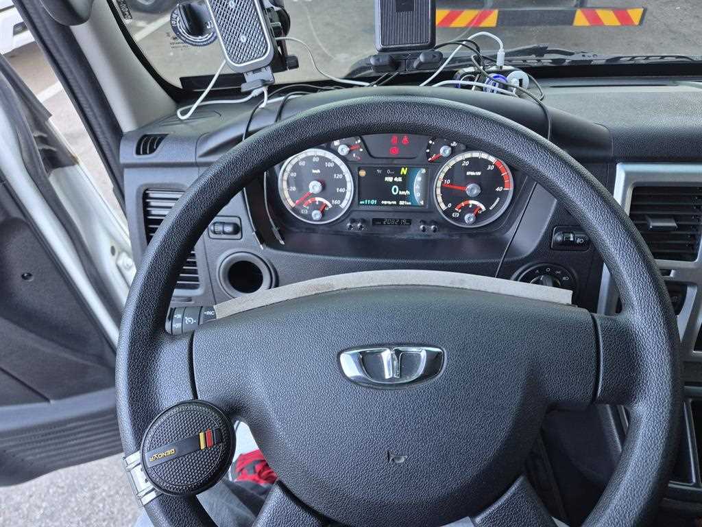 medium and large cargo Cargo 2023 Blanco - Importación desde Corea - HF Imports Iquique - Foto 15