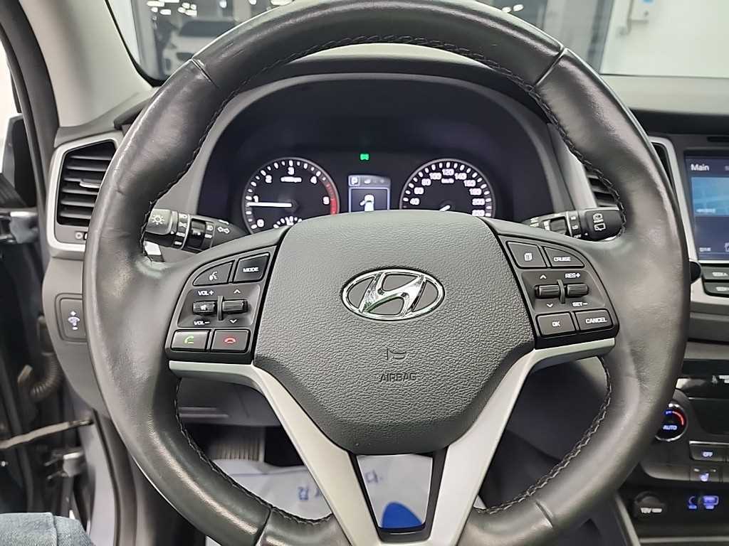 HYUNDAI Tucson - Vista 9
