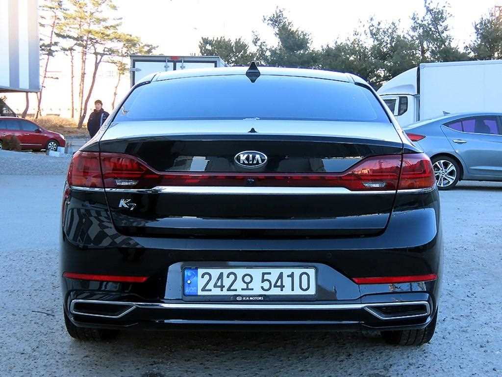 KIA K7 - Vista 4