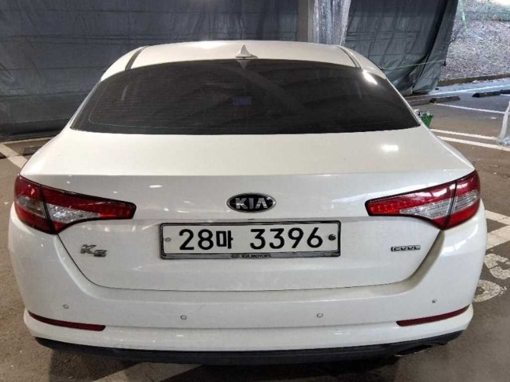 KIA K5 - Vista 4