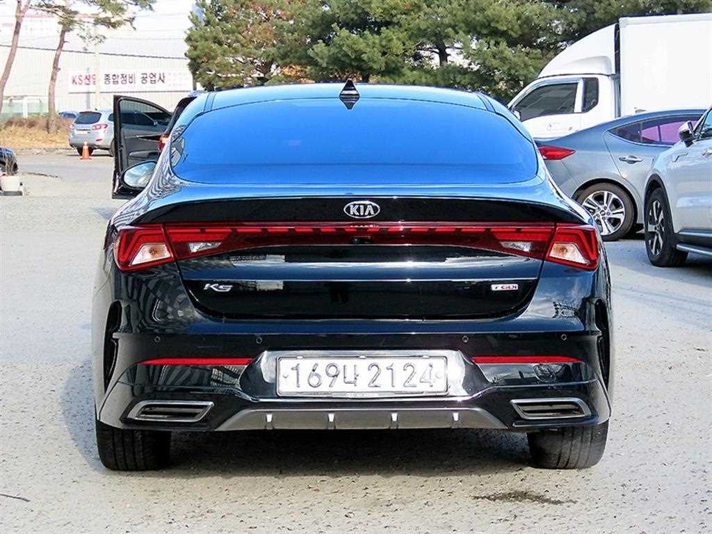 KIA K5 - Vista 4