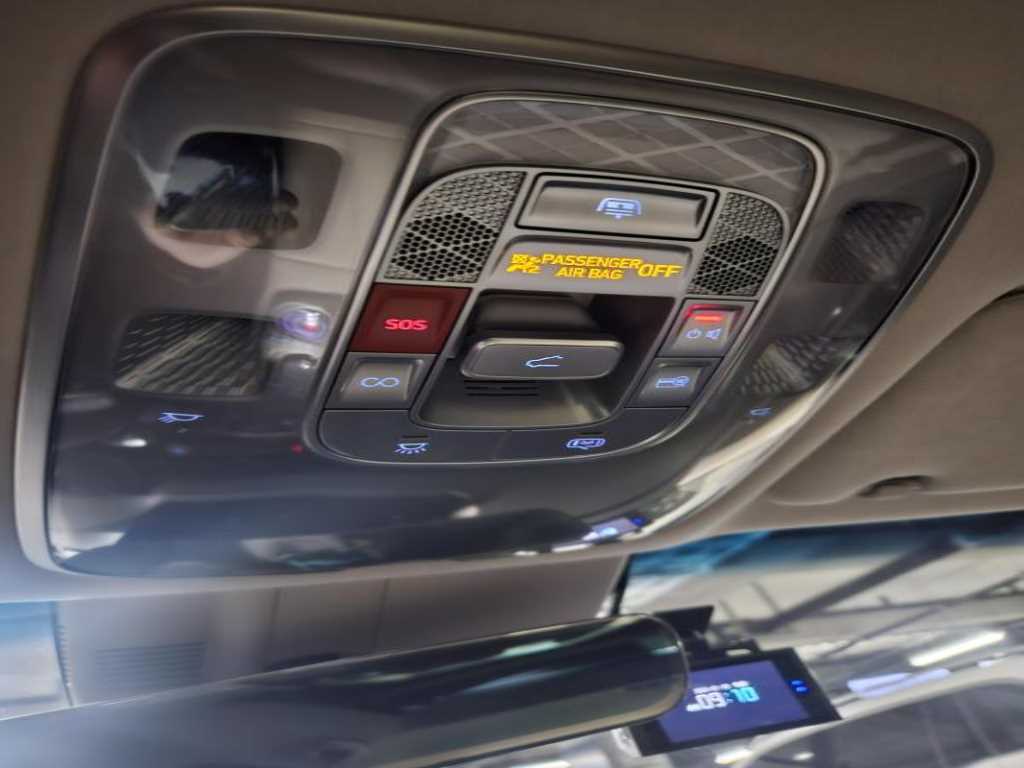 Genesis G80 - Vista 9