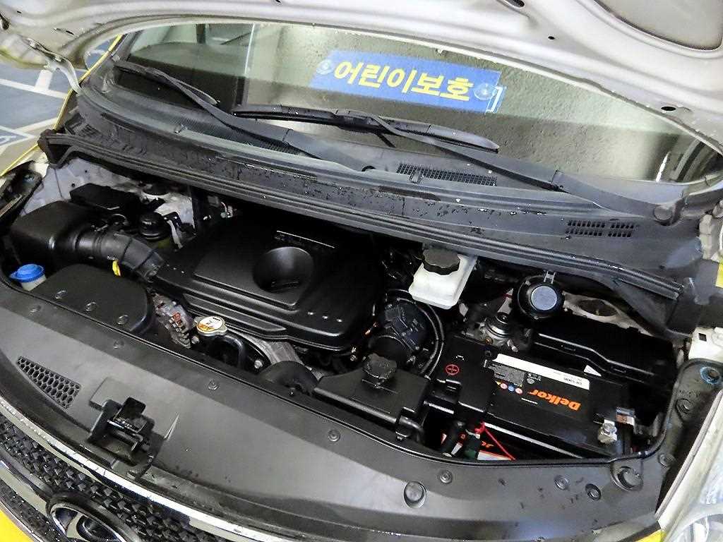 HYUNDAI Starex 2014 Amarillo - Importación desde Corea - HF Imports Iquique - Foto 19