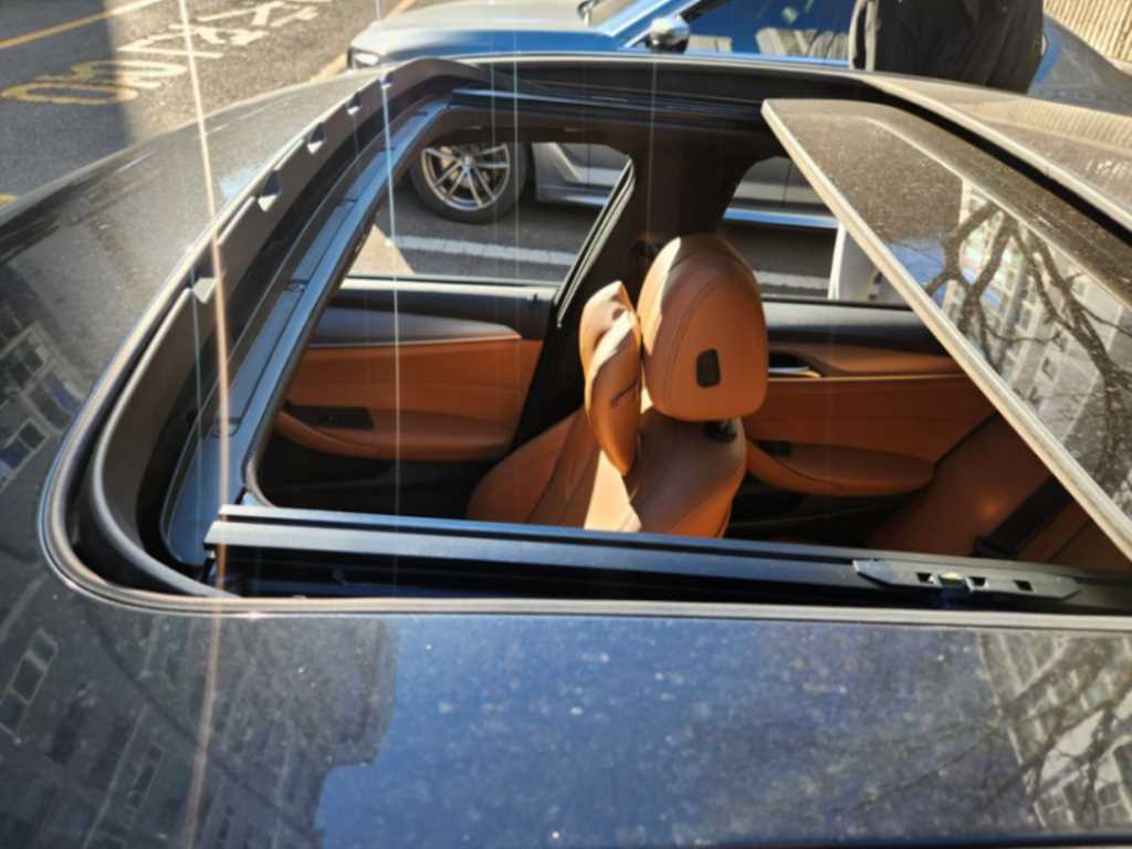 BMW 5 Series - Vista 11