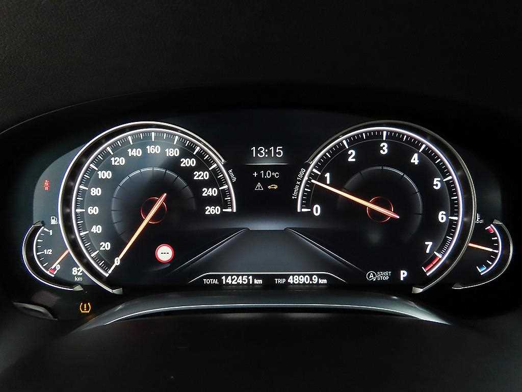 BMW 7 Series - Vista 9