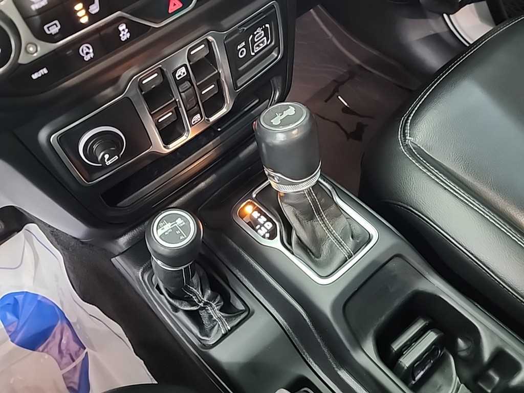 Jeep Wrangler - Vista 8