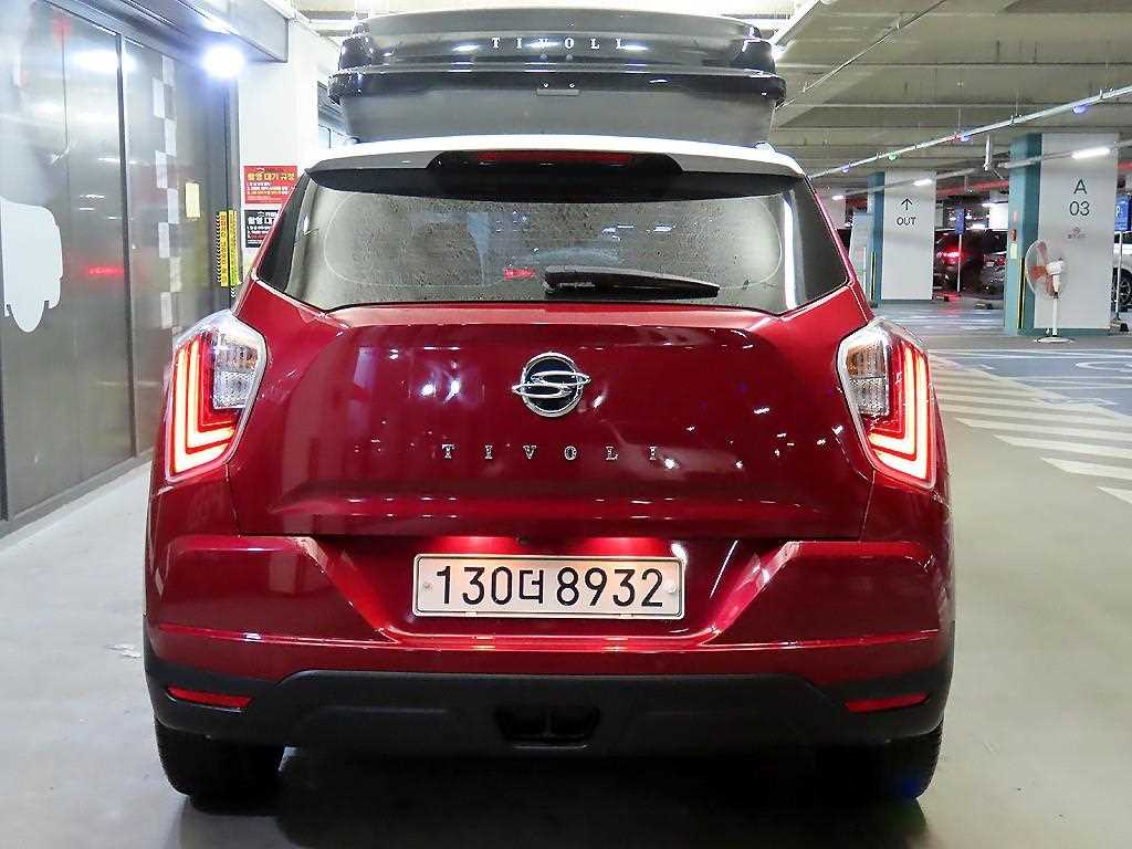 Ssangyong Tivoli - Vista 5