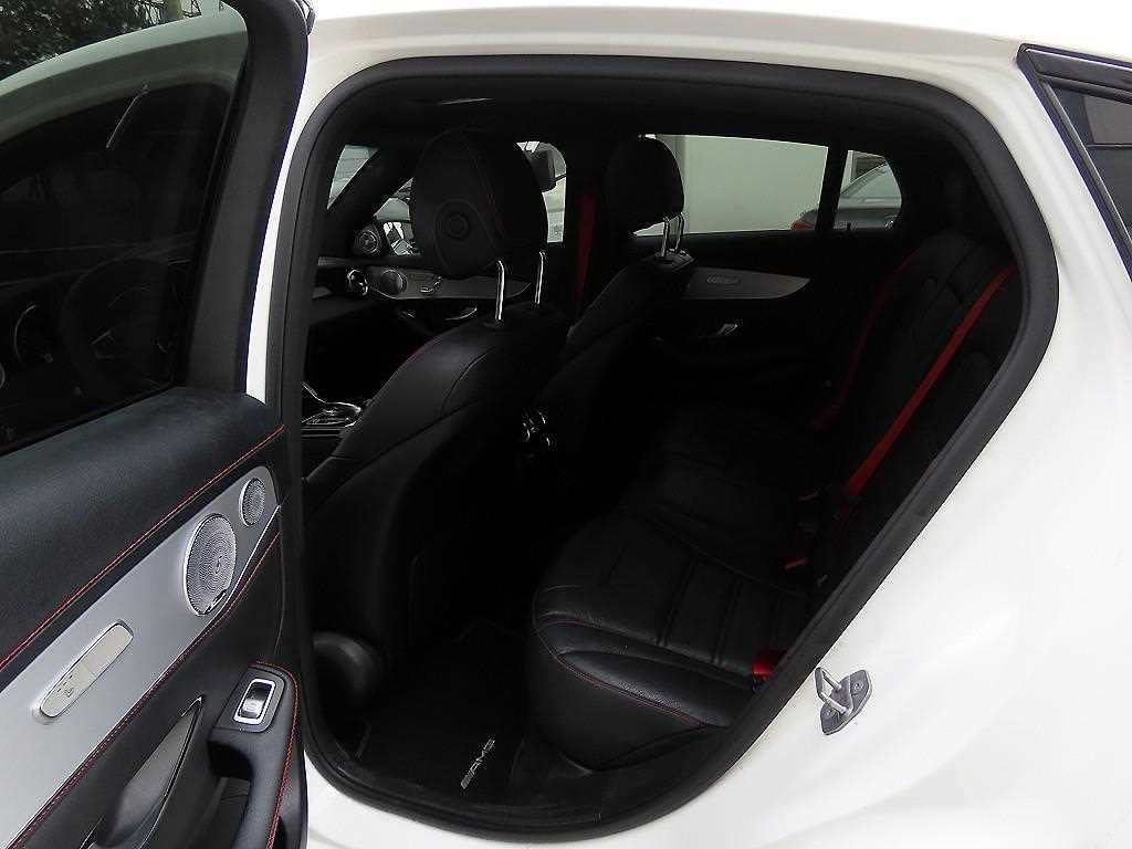 Mercedes Benz GLC Class - Vista 6