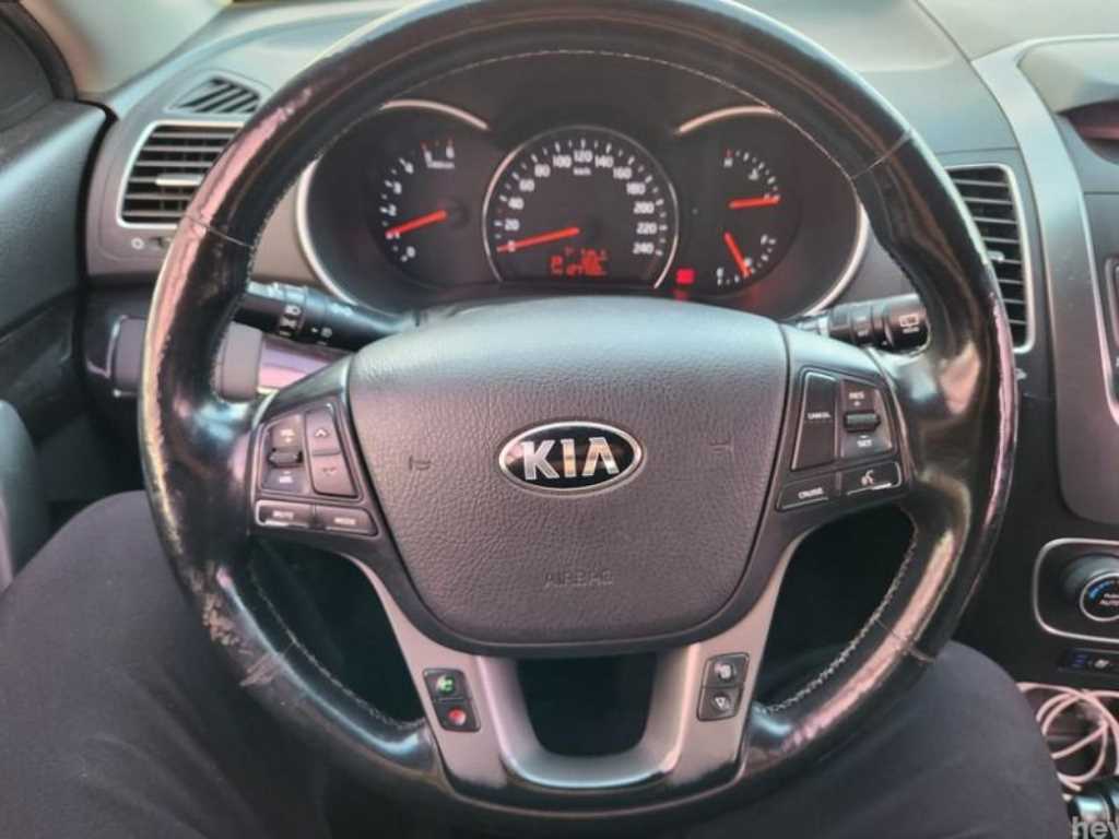 KIA Sorento - Vista 12