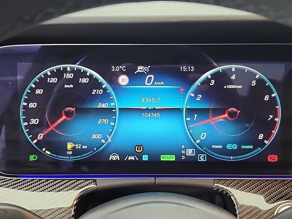 Mercedes Benz CLS Class - Vista 8