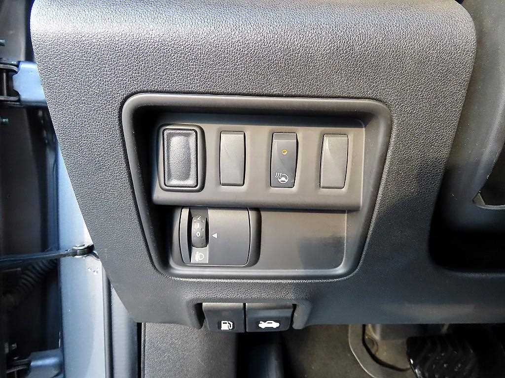 SAMSUNG QM6 - Vista 12