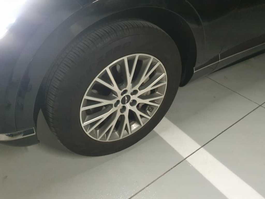 Genesis GV80 - Vista 3