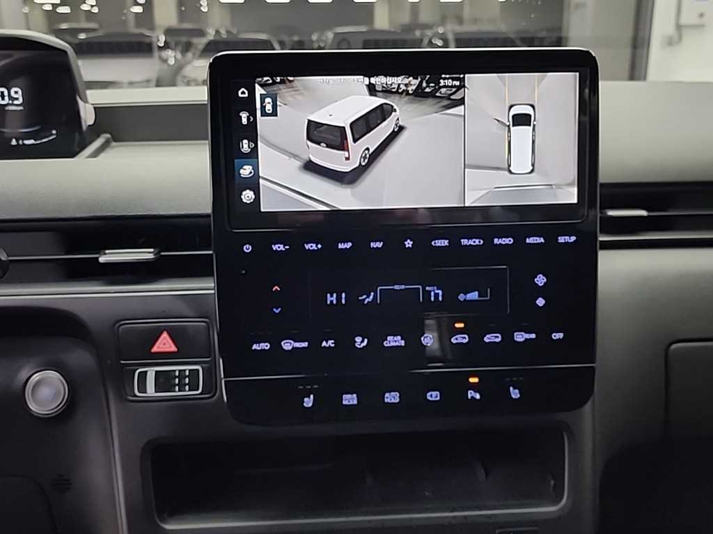 HYUNDAI Staria - Vista 10